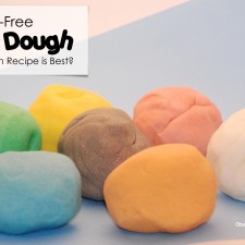 #Gluten #Free #Play #Dough Recipe Review and Tips from OneCreativeMommy.com -- I tried three recipes to see which was the best!