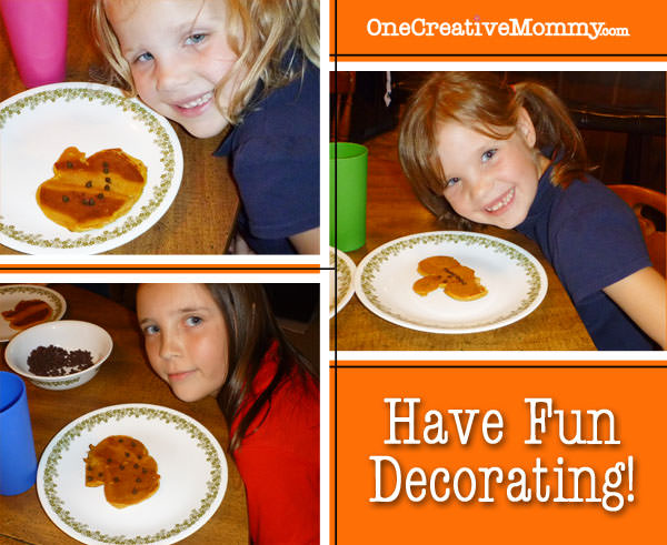 Pumpkin Shape Pancake Tutorial {Add Faces with Mini Chocolate Chips} from OneCreativeMommy.com