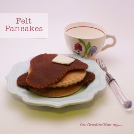 Felt Pancakes and French Toast Tutorial with Free Pattern (New to felt food? Give the pancakes a try. They are so simple!)
