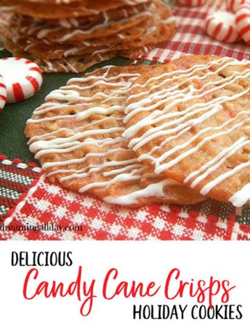 Delicious and airy Candy Cane Crisps recipe -- just in time for Christmas {OneCreativeMommy.com} #peppermint #cookies #cookierecipe #christmas