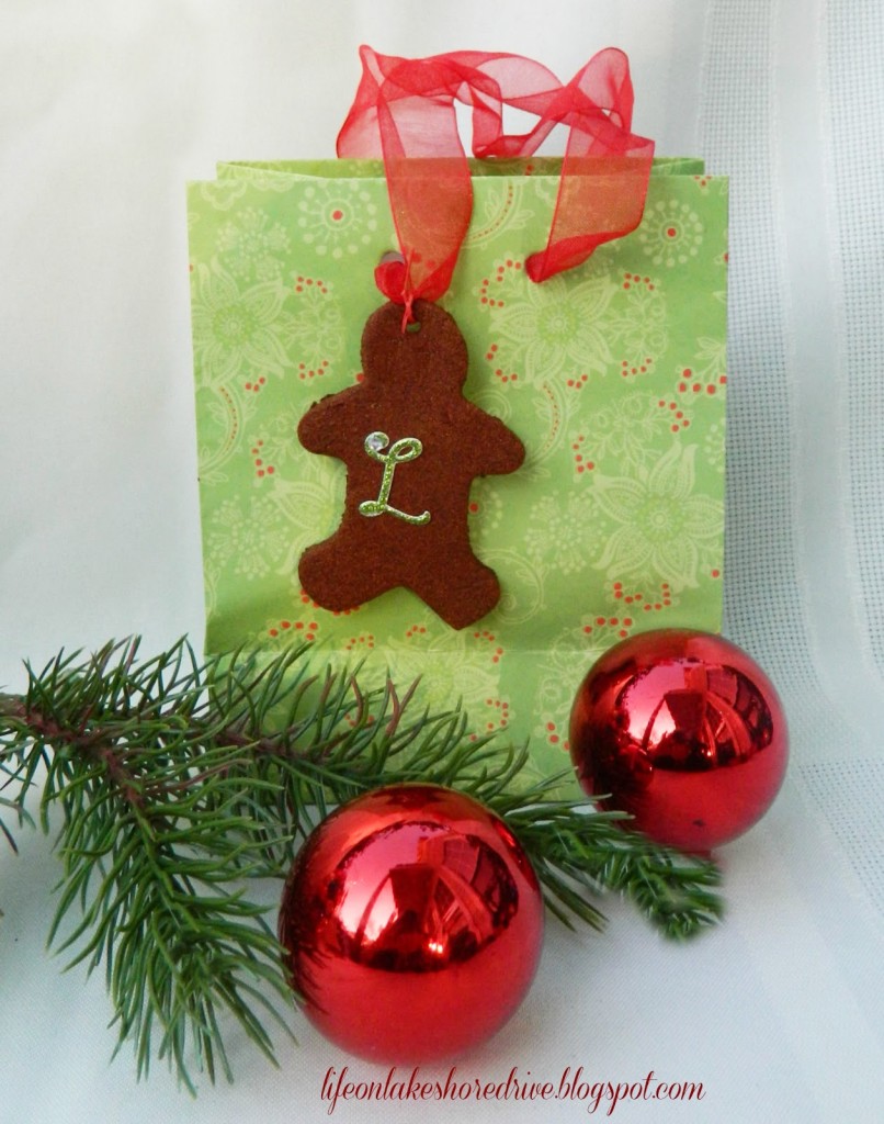 Cinnamon Applesauce Ornaments/Gift tags