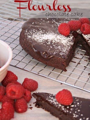 Flourless Chocolate Cake from {I Love} My Disorganized Life on OneCreativeMommy.com {Gluten free and delicious!}