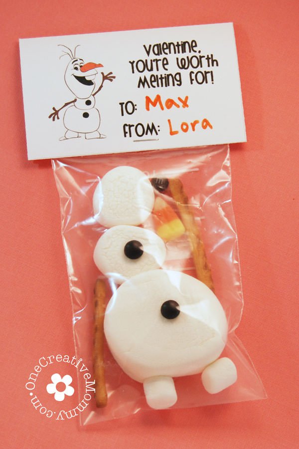 Valentine--You're Worth Melting For / Frozen Olaf {OneCreativeMommy.com} Build a Snowman Frozen Valentine Idea and Printable