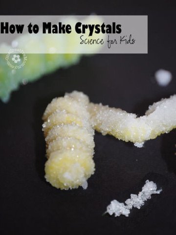 How to Make Crystals -- Science for Kids! {Wow your kids when you create crystals together!} OneCreativeMommy.com #crystals #scienceforkids