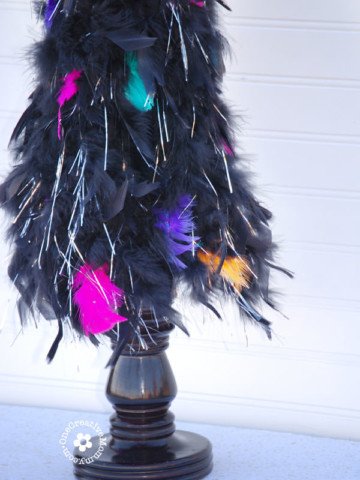 Pier 1 Inspired Halloween Feather Tree {OneCreativeMommy.com} #feathertree #halloweendecor