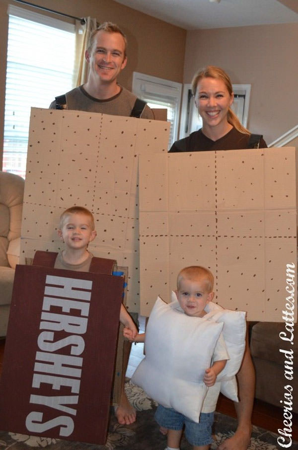 15 Awesome DIY Halloween Costumes for Couples and Families {OneCreativeMommy.com} Find these costumes on Cheerios and Lattes.