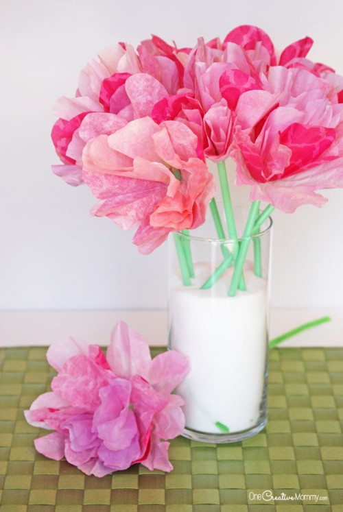 Gorgeous Coffee Filter Flowers Tutorial - Onecreativemommy.com