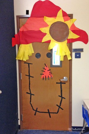 Cool Classroom Door Decorations for Halloween - onecreativemommy.com