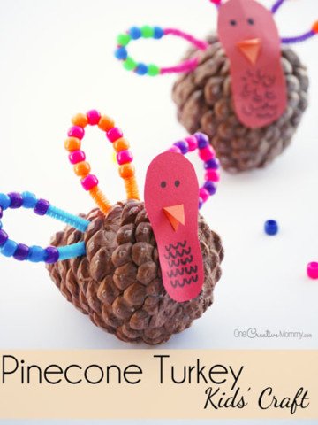This pinecone turkey craft is perfect for kids learning patterns or just for fun! {OneCreativeMommy.com} Great Thanksgiving craft for preschool and kindergarten
