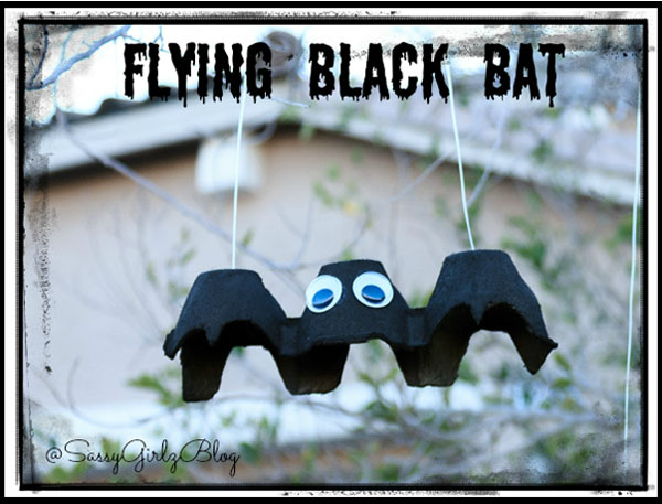 Flying Black Bat Craft from Sassy Girlz {Featured on OneCreativeMommy.com | Fantastic Halloween Class Party Ideas}