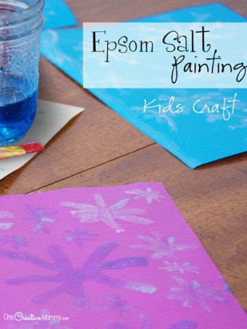 Wow your kids with Epsom Salt Painting! They'll love the crystals that form as the paint dries. {OneCreativeMommy.com} Fun kids science craft idea