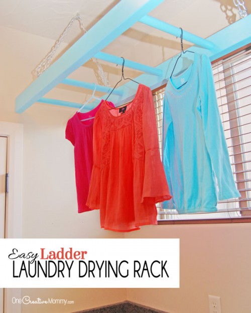 Make this easy ladder laundry drying rack! - onecreativemommy.com