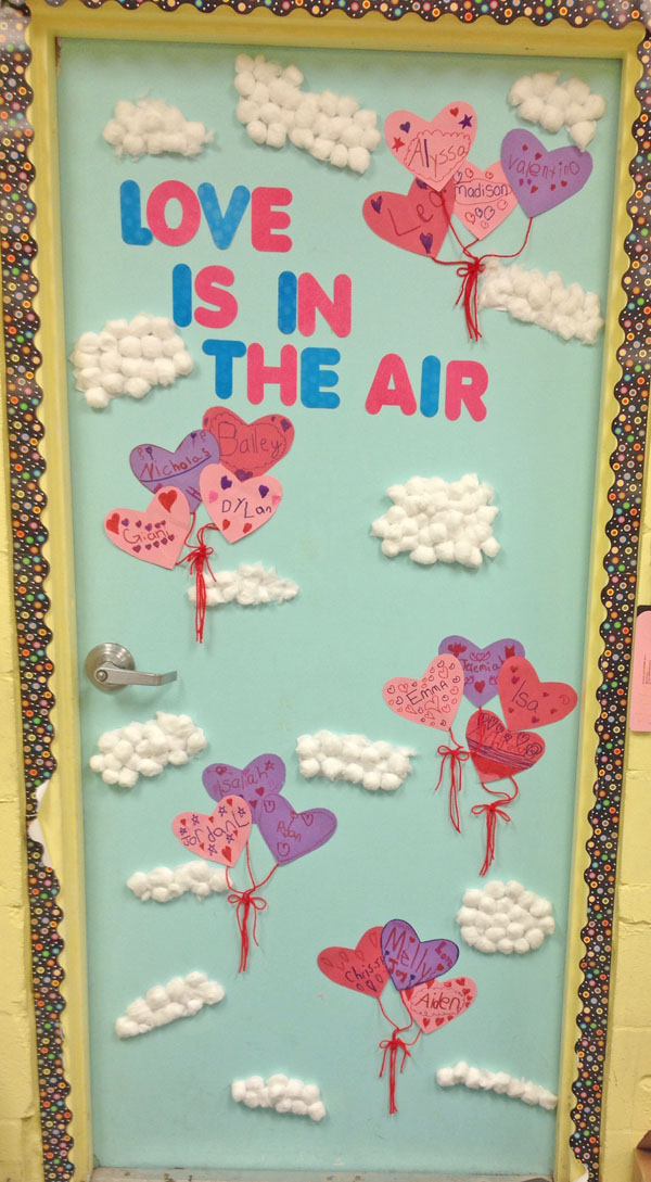 Valentine&rsquo;s Day classroom door decorations with balloons