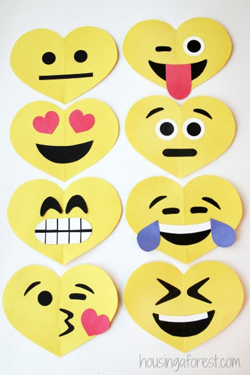 DIY Emoji Valentines from Housing a Forest Featured on 25 amazing Valentine craft ideas to try right now! {OneCreativeMommy.com}