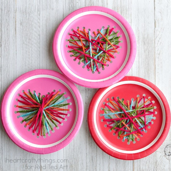 Paper Plate Yarn Weaving from Red Ted Art Featured on 25 amazing Valentine craft ideas to try right now! {OneCreativeMommy.com}