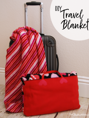 Turn any blanket into a travel blanket perfect for an airplane or the beach with this simple video tutorial {OneCreativeMommy.com} #tutorial #travelblanket Travel Blanket Video Tutorial